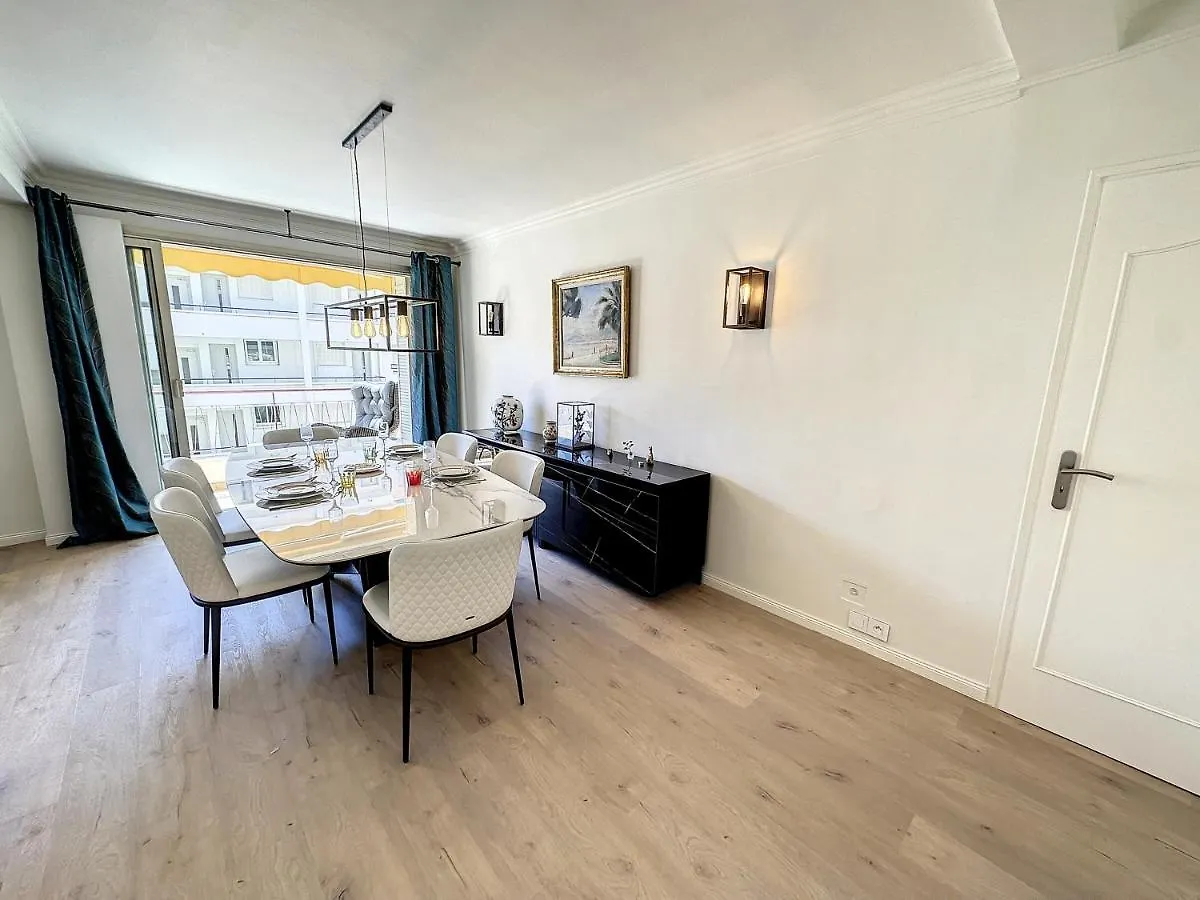 Bou3 - Appartement Climatise, 2 Chambres A Quelques Metres De La Croisette Cannes