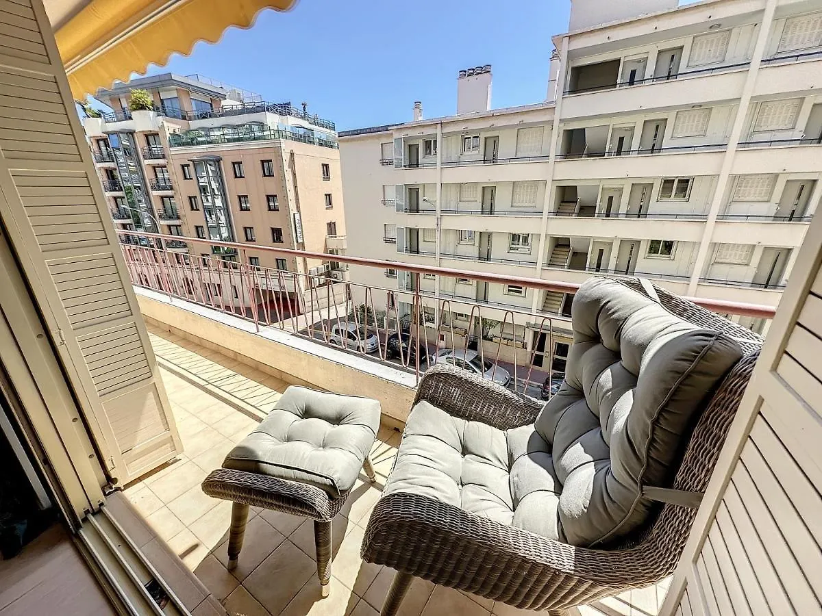 Apartament Bou3 - Appartement Climatise, 2 Chambres A Quelques Metres De La Croisette Cannes