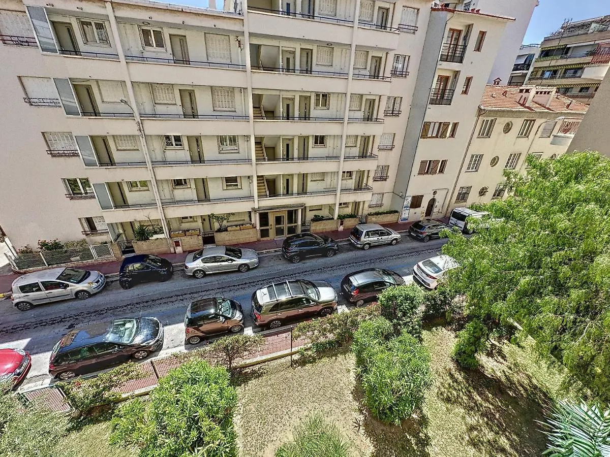 Bou3 - Appartement Climatise, 2 Chambres A Quelques Metres De La Croisette Cannes Francja